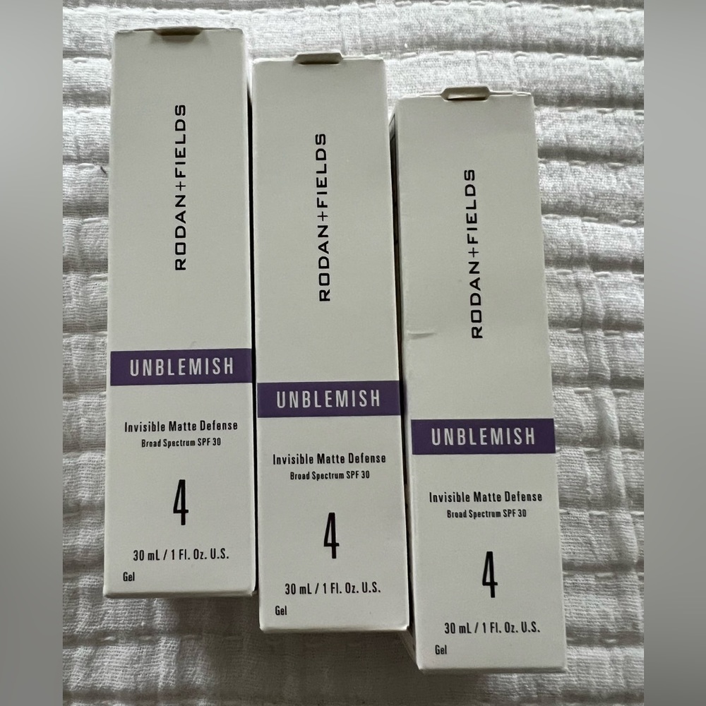 RODAN + FIELDS New in box, Unblemish Invisible Matte (x3)
